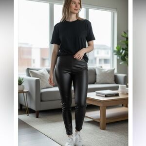 Chic Nation Black Leggings